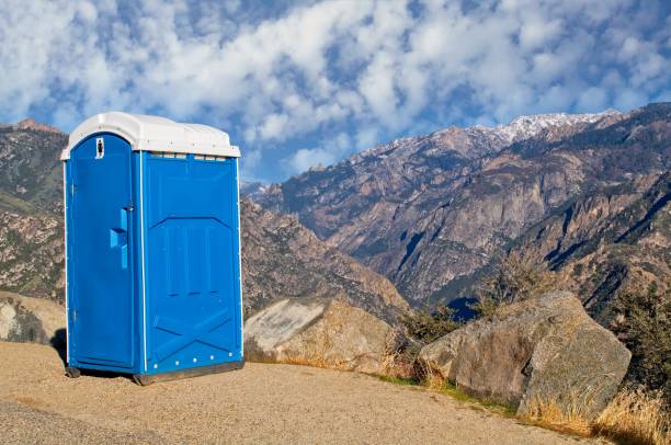 Portable Toilet Options We Offer in Forest Lake, IL